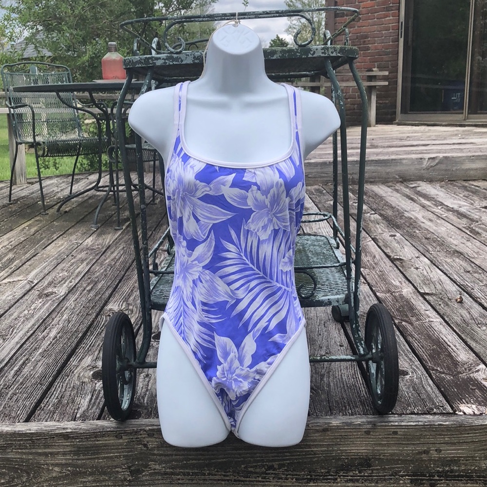 Venus Swimwear One Piece Bathing/Swim Suit; Hibiscus Pattern; Lined, Purple